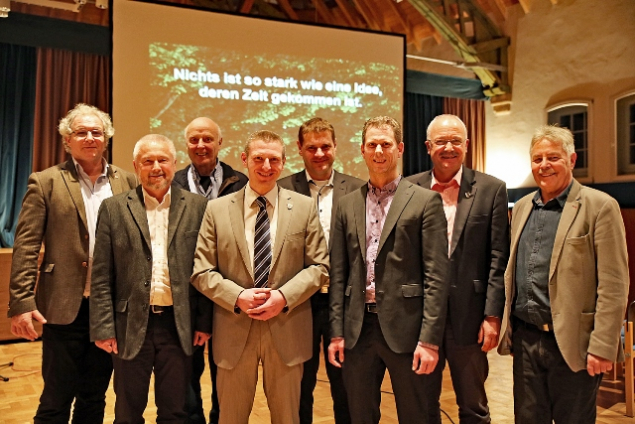 Wollen die Touristische Arbeitsgemeinschaft (TAG) „Die Rhöner“ professionell weiterentwickeln (Gruppenfoto)