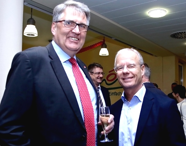 MIT-Chef Jürgen Diener (li.) und Getränke-Händler Matthias Heurich